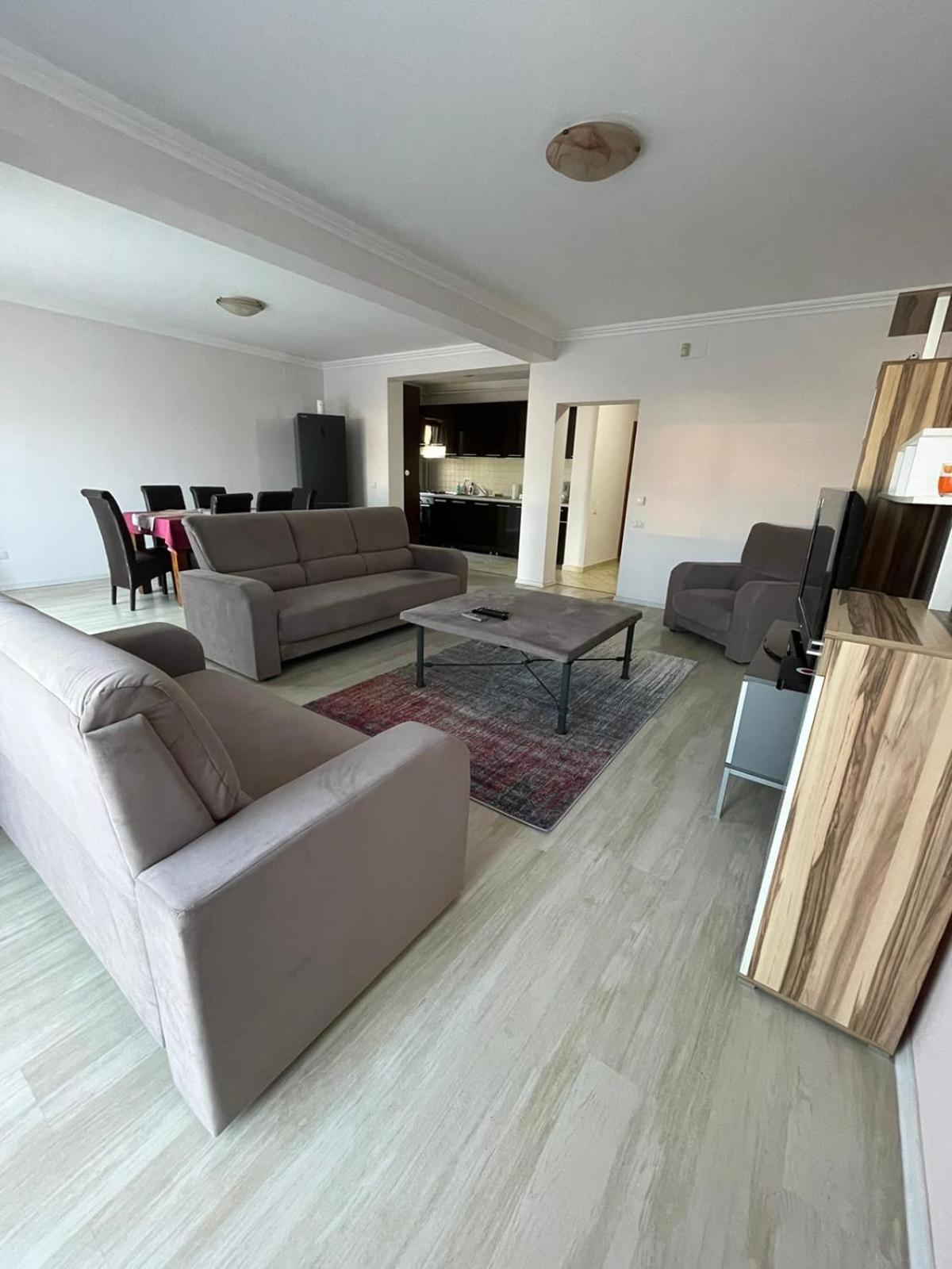 Apartment In The Villa Northern Dreams #1 Parking Included In Price Timişoara Exterior foto